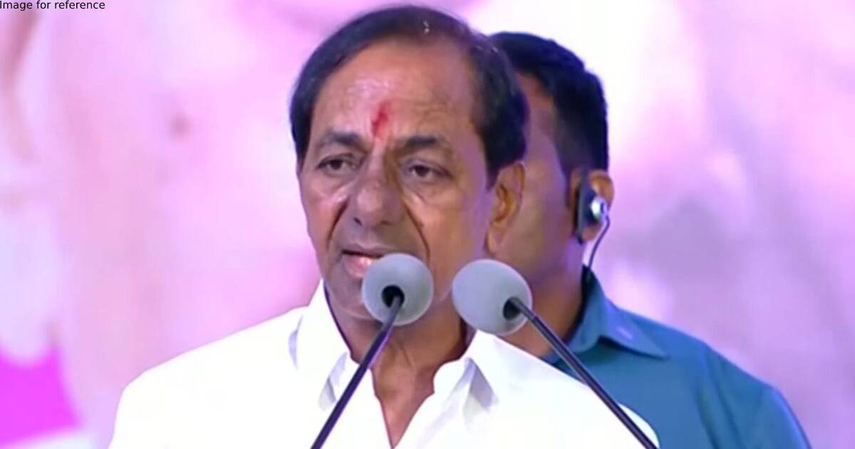 KCR promises free electricity for farmers across India 